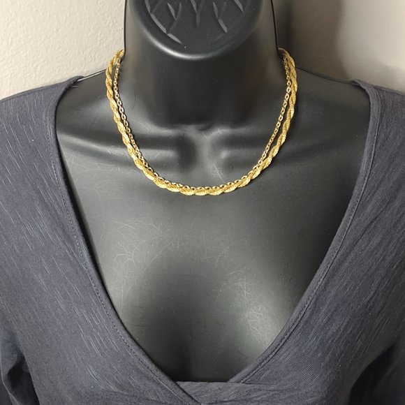 16 Inch 2 Layer Gold Tone Necklace - Picture 1 of 12